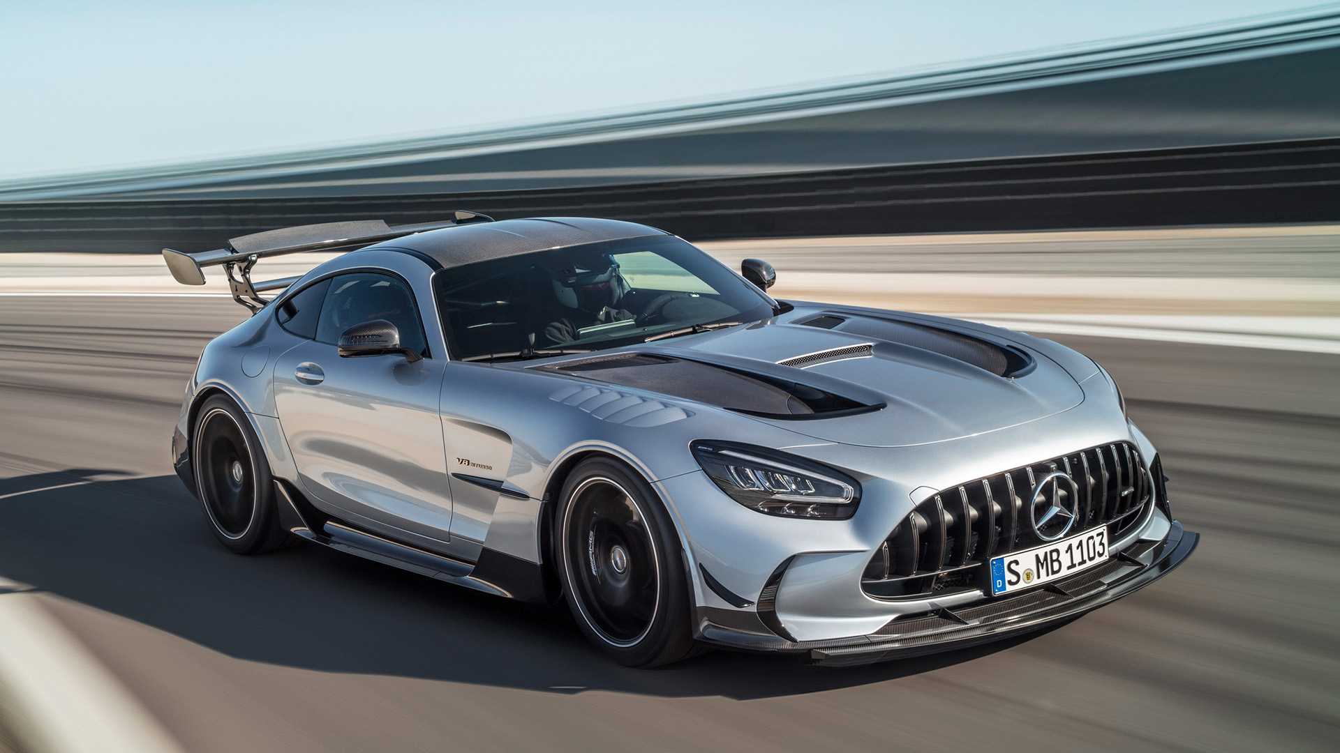 2021-Mercedes-AMG-GT-Black-Series-1