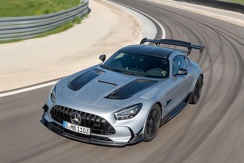 2021-Mercedes-AMG-GT-Black-Series-3