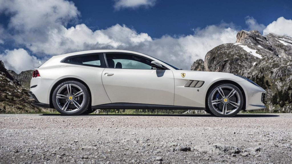 Ferrari-GTC4-Lusso